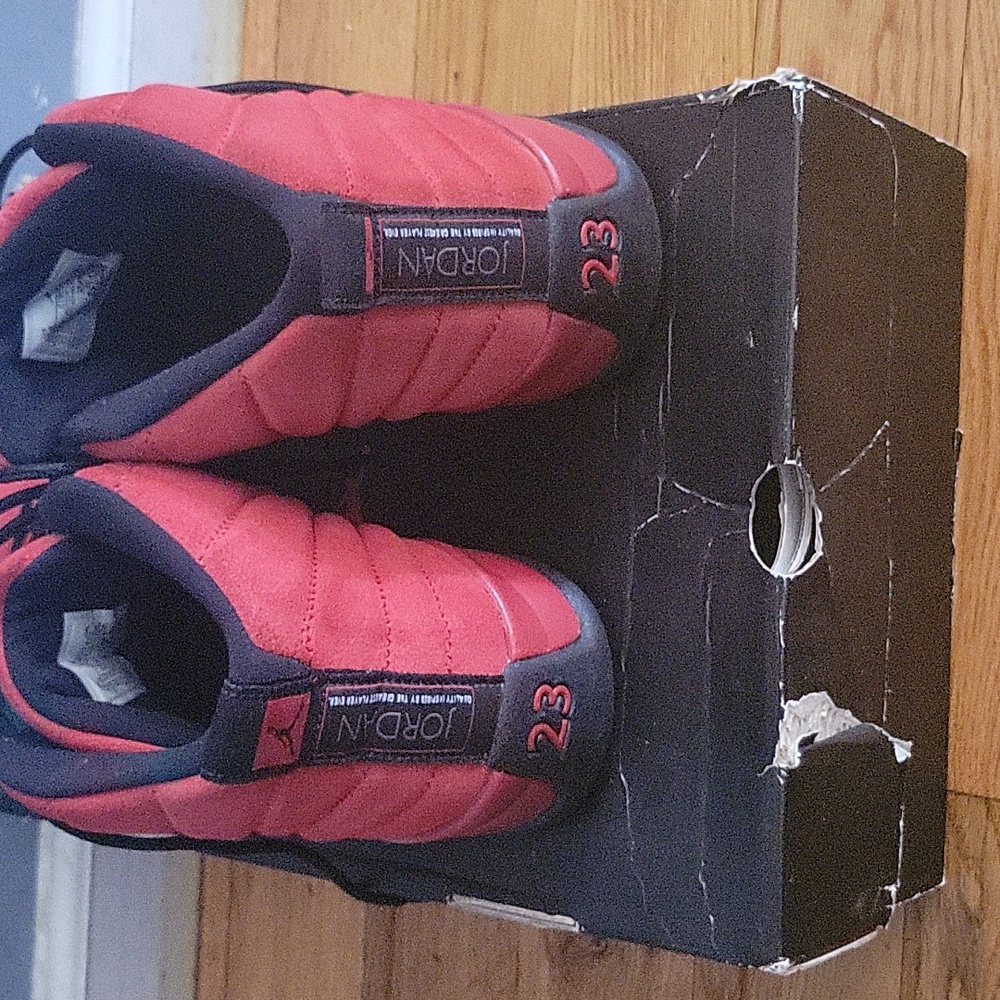 Air Jordan - Picture 3 of 10